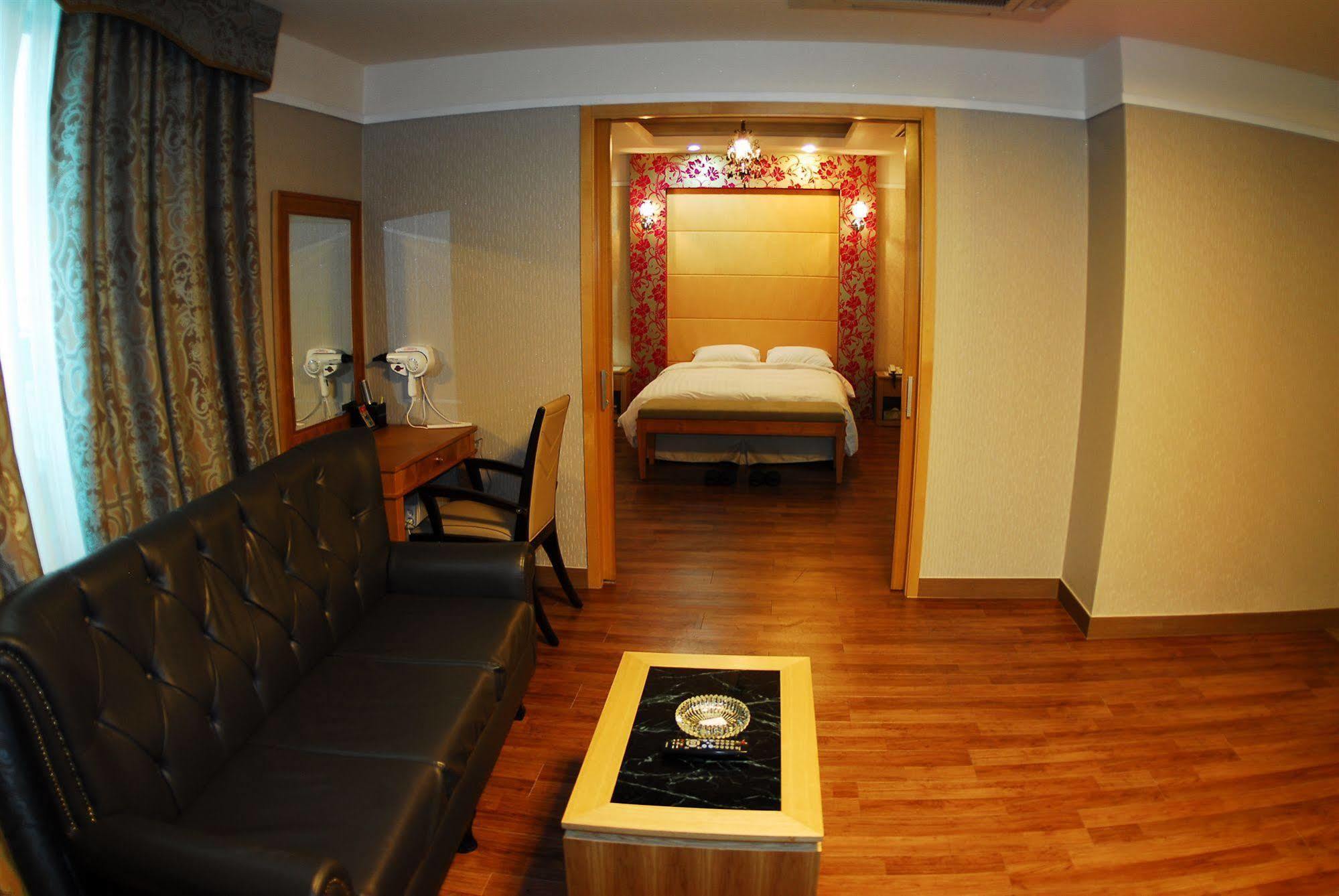 Tae Pyeong Yang Hotel Ansan Eksteriør bilde